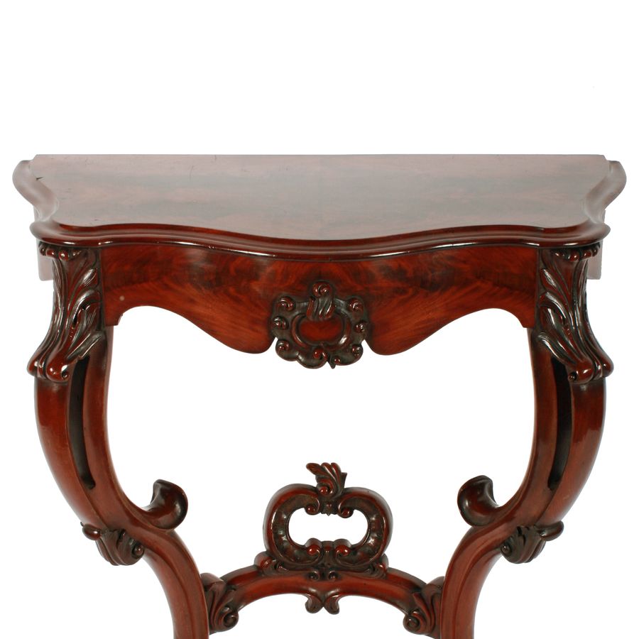 Antique A Neat Sized Mahogany Console Table