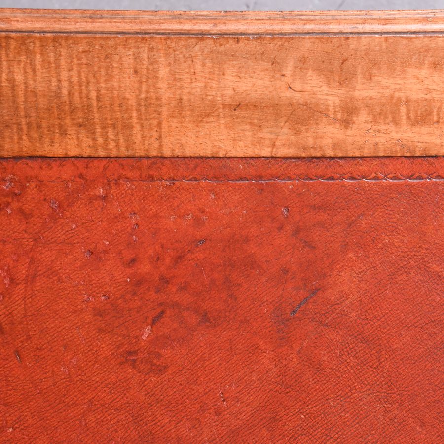 Antique Late Victorian Quality Large Mahogany Kneehole Desk