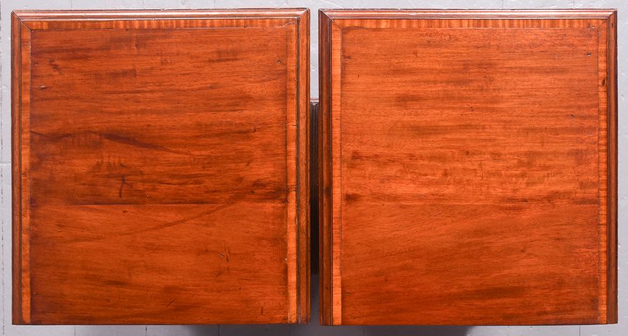 Antique  Pair of Edwardian Sheraton-Style Inlaid Mahogany Bedside Lockers
