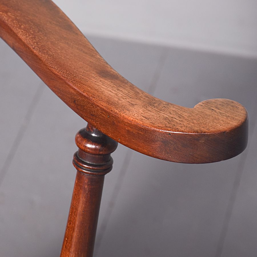Antique Stylish Victorian Mahogany Windsor Chair