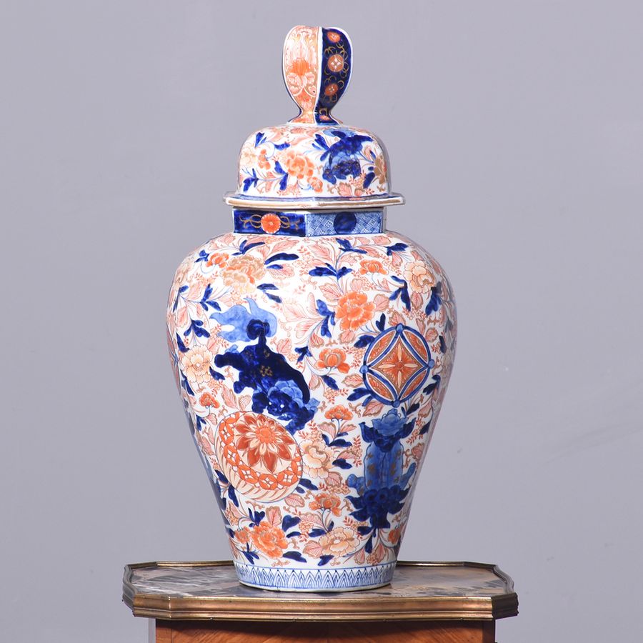 Large Fine Quality Hand Painted Bulbous Octagonal Imari Vase with Lid