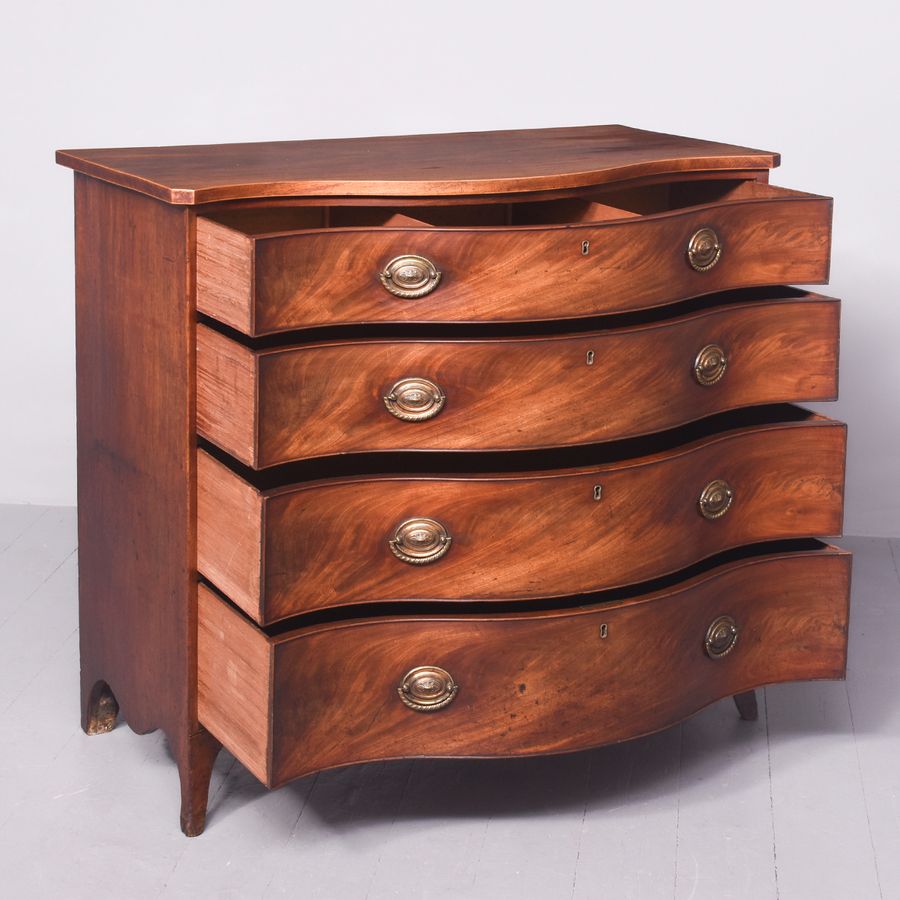 Antique George III Serpentine Fronted Figured Mahogany Chest of Drawers 