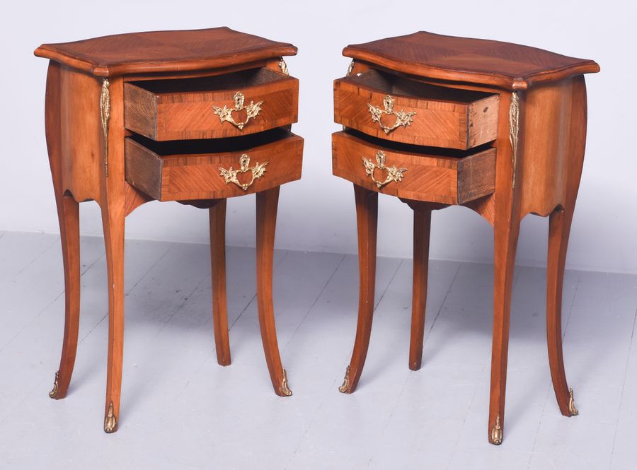 Antique Pair of Freestanding Crossbanded Walnut French Bedside Lockers or Lamp Tables  