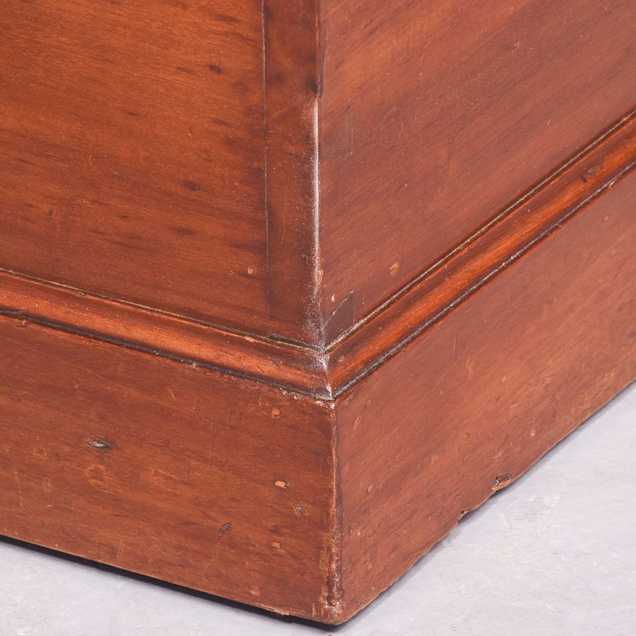 Antique Mahogany Cabinet Makers Kist/Trunk