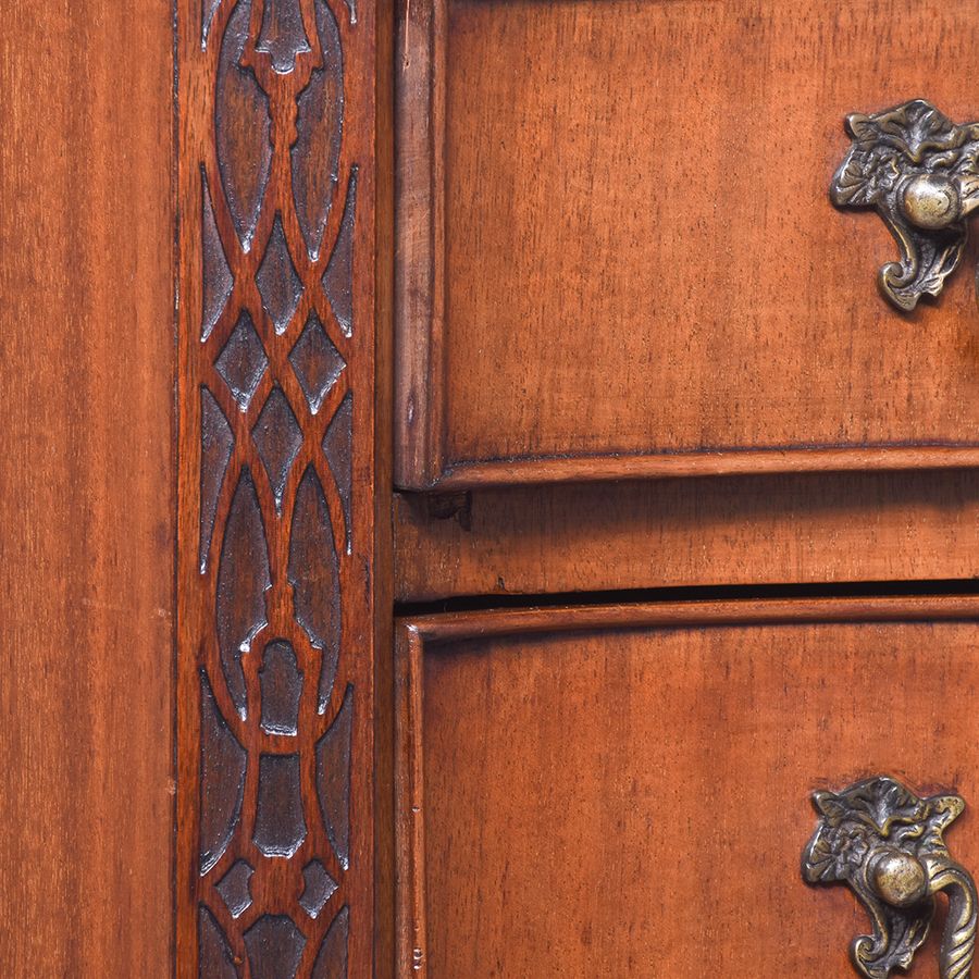 Antique Neat-Sized George III Style Mahogany Serpentine Fronted Chest of Drawers