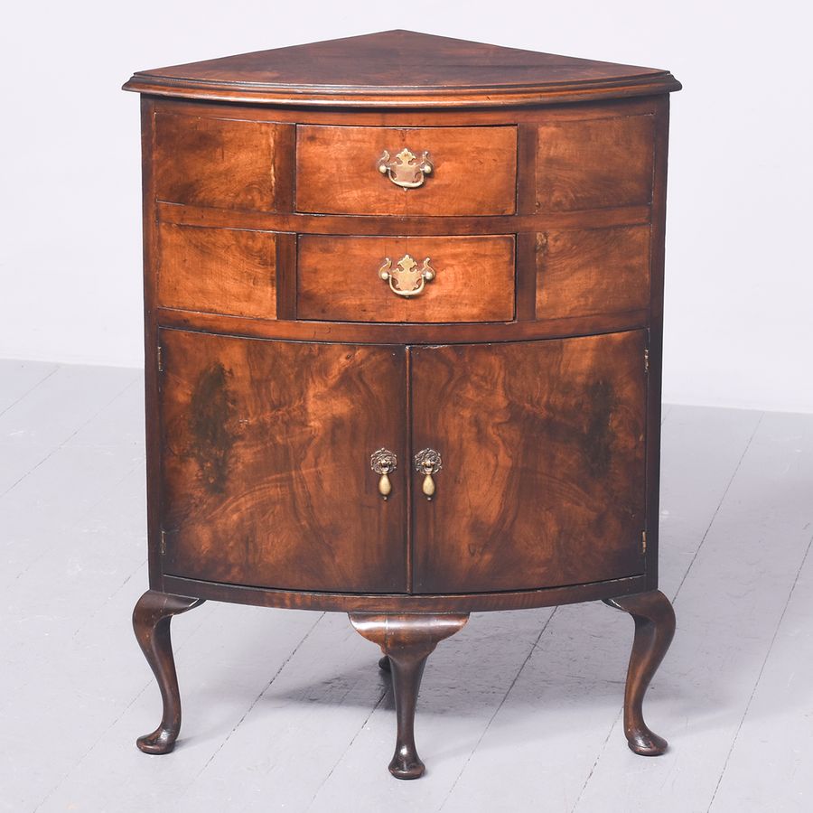 Early Georgian-Style Figured Walnut Freestanding Corner Cabinet