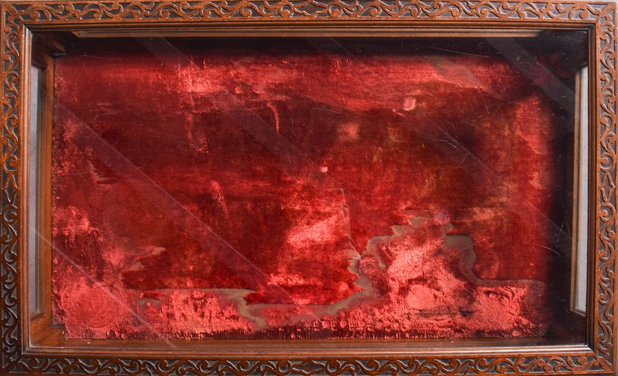 Antique Late Victorian Mahogany Glazed Top Bijouterie Table in The Chinese Chippendale Style