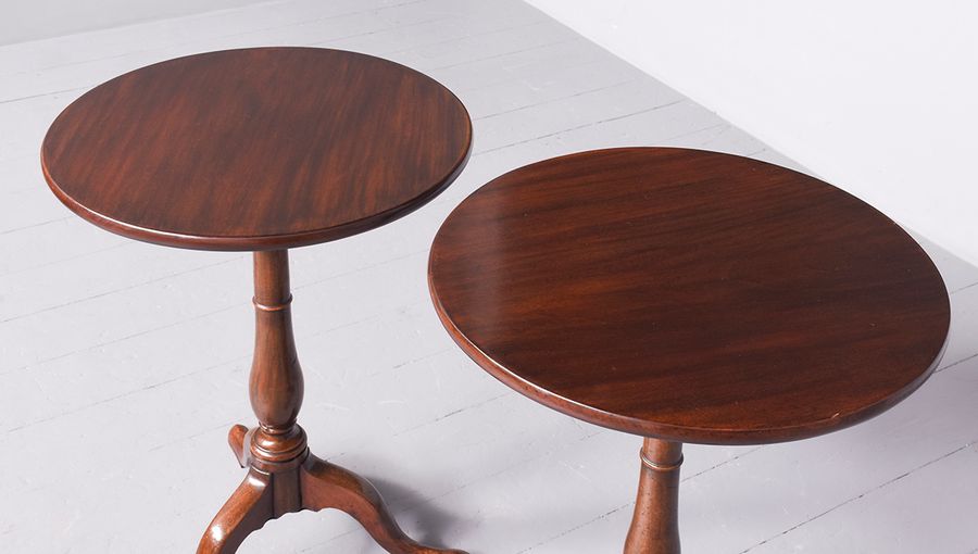 Antique  Rare Pair of Georgian Mahogany Circular Occasional Tables