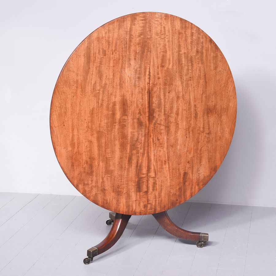 Antique Neat-Sized Georgian Circular Tilt Top Dining Table