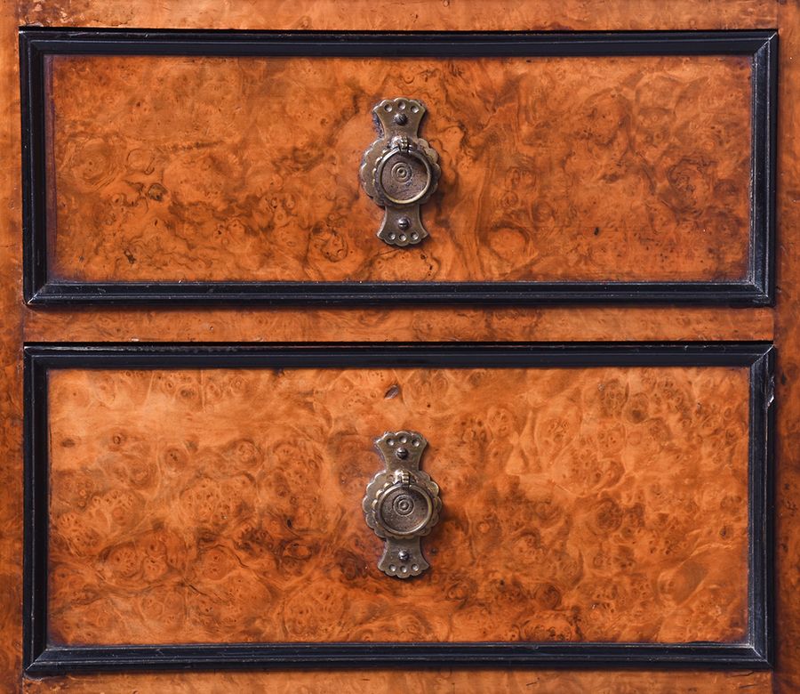 Antique Unusual Pair of Victorian Burr Walnut and Ebonized Neat-Sized Chest of Drawers/Bedside Lockers 