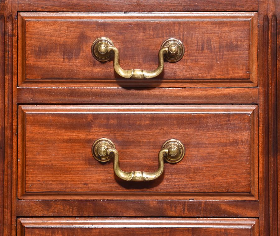 Antique Exceptional Quality Pair of Small Victorian Figured Mahogany Chests of Drawers/Bedside Lockers