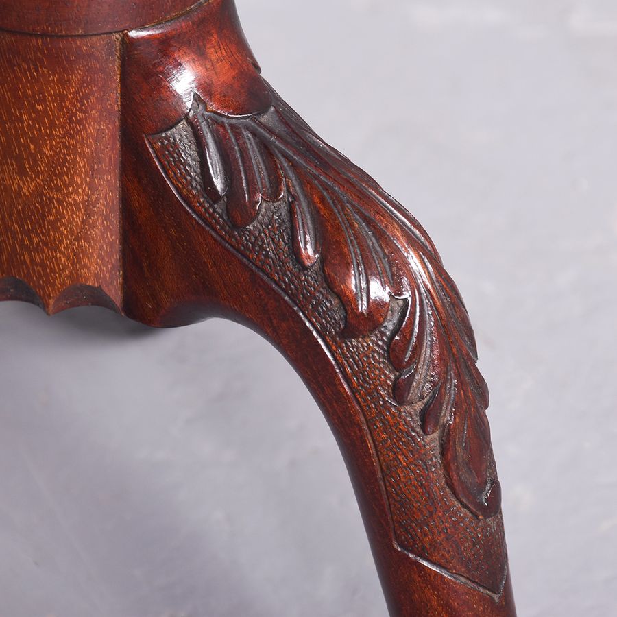 Antique Superb Quality Georgian-Style Carved Mahogany Wine or Occasional Table