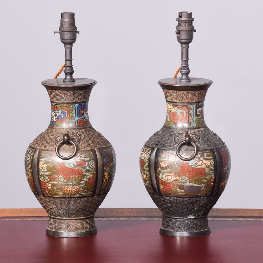 Antique A pair of Qing Dynasty Bronze Lamps