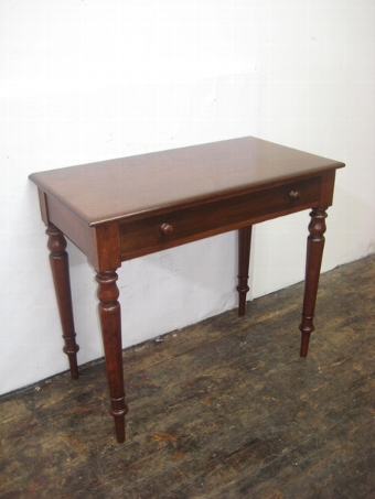 Victorian Mahogany Side Table