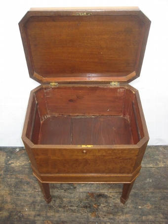 Antique Small Mahogany Satinwood Banded Cellarette