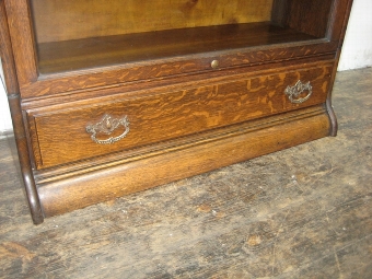 Antique Globe Wernicke Oak Sectional/Stacker Bookcase