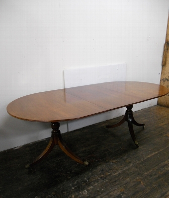 Antique Georgian Style Mahogany Dining Table