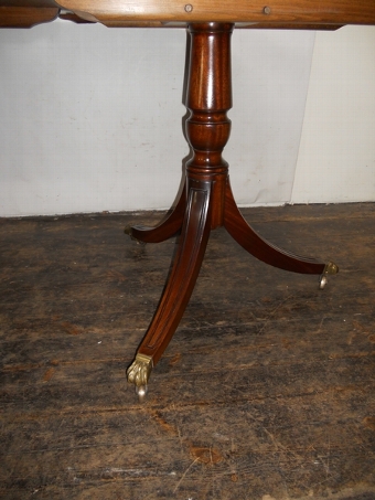 Antique Georgian Style Mahogany Dining Table