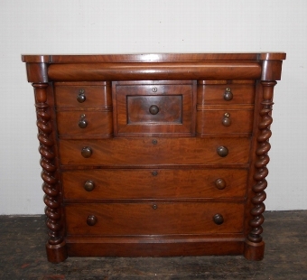 Victorian Mahogany Chest of Drawers