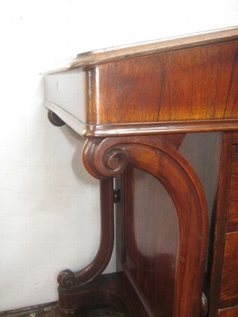 Antique Early Victorian Rosewood Davenport Desk