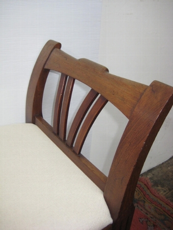 Antique Stylish Mahogany Window Seat