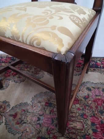 Antique Pair of Mahogany Hepplewhite Chairs