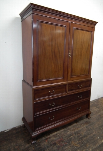 Edwardian Mahogany Linen Press