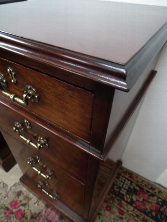 Antique Pair of Victorian Walnut Bedside Cabinets