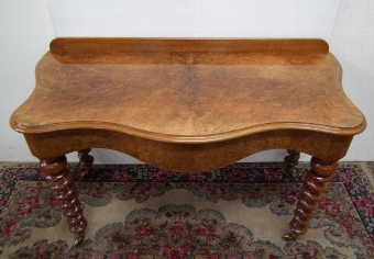 Antique Mid Victorian Exhibition Quality Burr Walnut Side Table