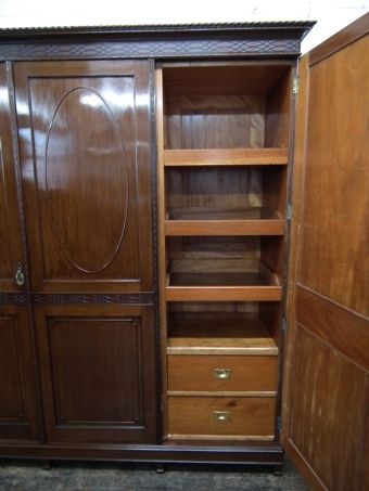 Antique Georgian Style Mahogany 3 Door Wardrobe