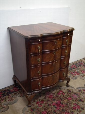 George II Style Serpentine Bachelors Chest of Drawers