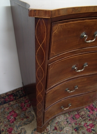 Antique George III Mahogany Inlaid Serpentine Chest of Drawers