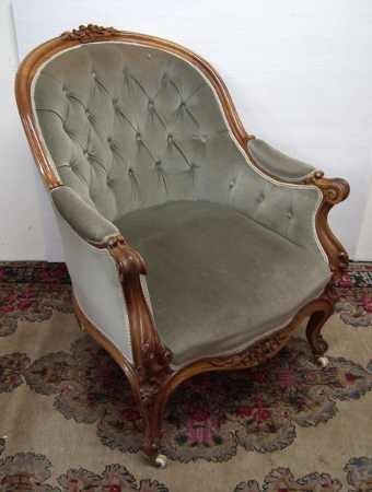 Mid Victorian Carved Walnut Ladies Chair