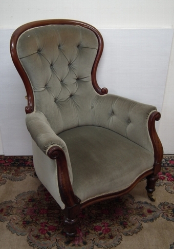 Early Victorian Gentlemen's Easy Chair