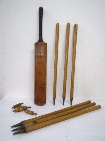 Autographed Cricket Set