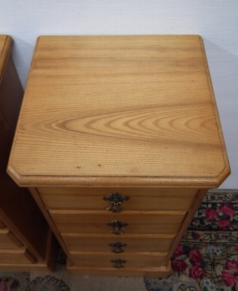 Antique Pair of Late Victorian Ash Bedside Cabinets