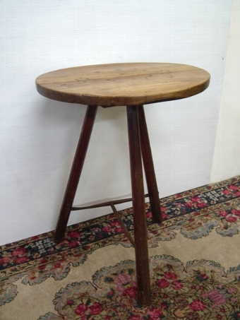 Elm Cricket Table
