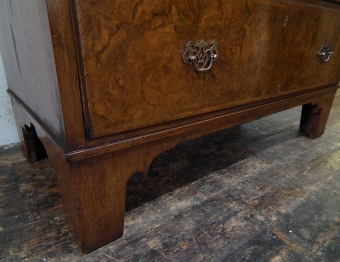 Antique :SALE: George III Walnut Chest on Chest