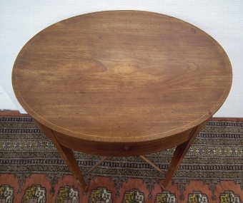Antique George III Oval Mahogany Occasional Table