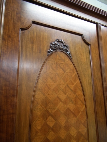 Antique Late Victorian 3 Door Walnut Wardrobe