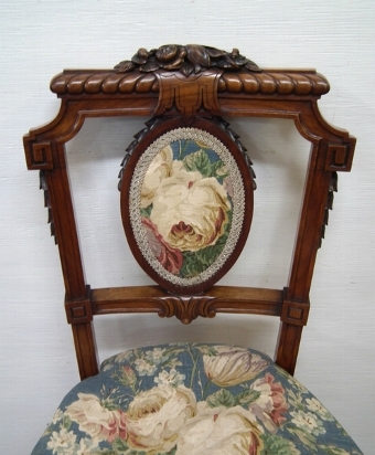 Antique Victorian Walnut Parlour Chair