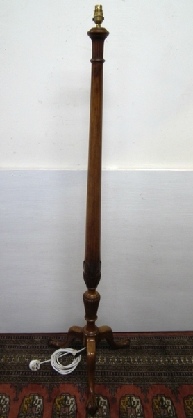 Adams Style Mahogany Floor Standing Lamp
