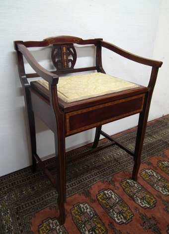 Sheraton Style Lift Top Piano Stool