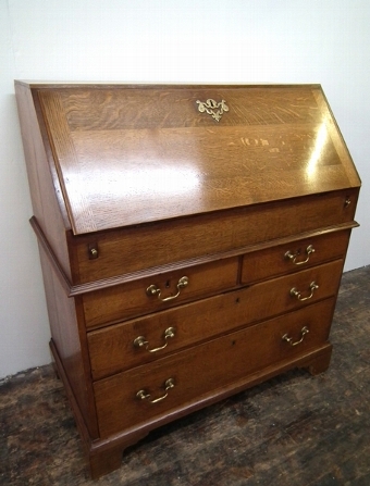 Early George III Oak Bureau