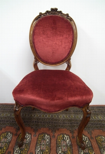 Antique Victorian Walnut Chair