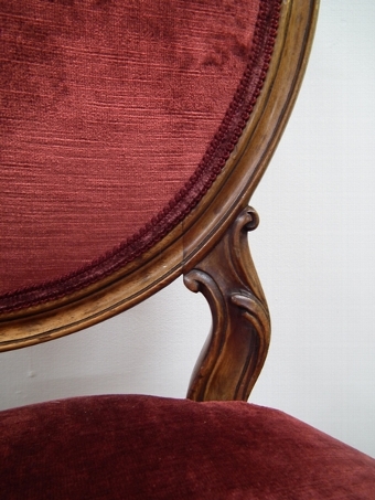 Antique Victorian Walnut Chair