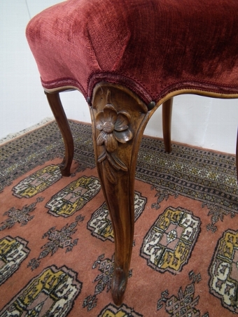 Antique Victorian Walnut Chair