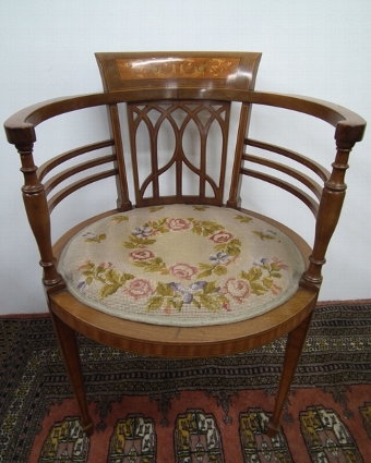 Antique Sheraton Style Inlaid Mahogany Tub Chair