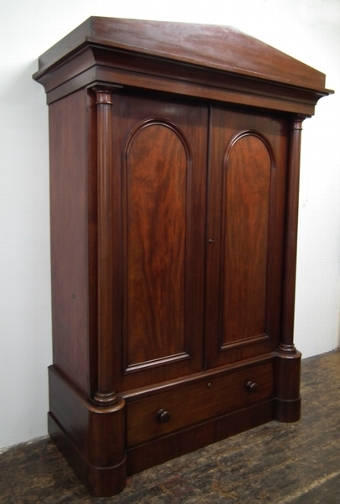 William IV Mahogany 2 Door Wardrobe