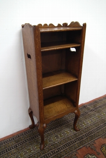 Whytock & Reid Neat Sized Oak Open Bookcase